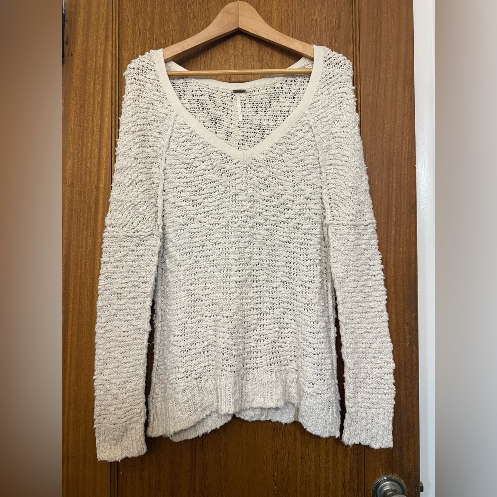 Free People Songbird V-Neck Boucle Sweater